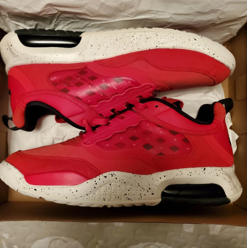 Men's Jordan Max 200